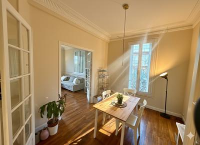 Appartement - 80 m² - 4 pièces