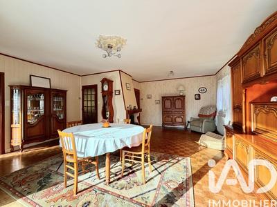 Maison - 88 m² - 4 pièces