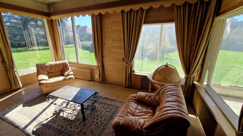 Maison - 319 m² - 9 pièces