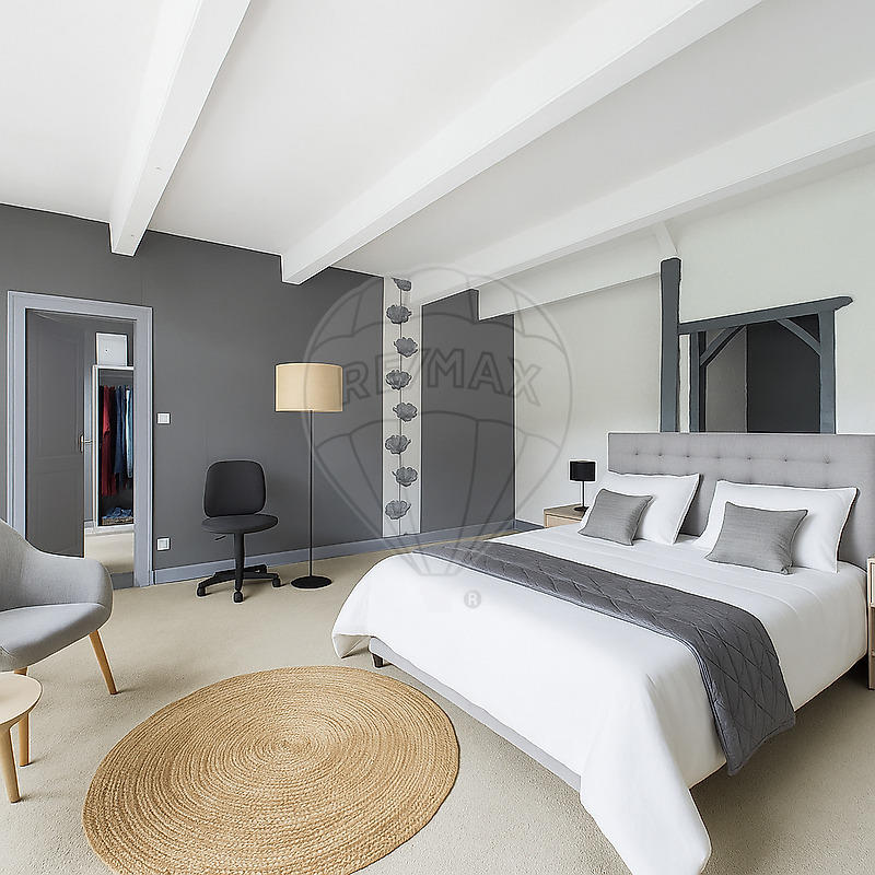 Appartement - 80 m² - 4 pièces