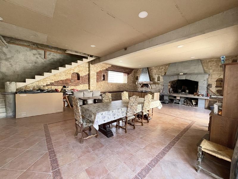 Bastide - 379 m² - 9 pièces