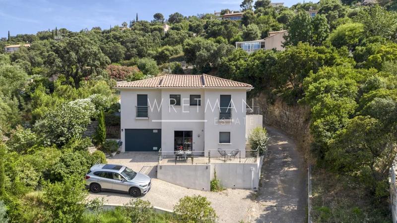 Villa - 180 m² - 7 pièces