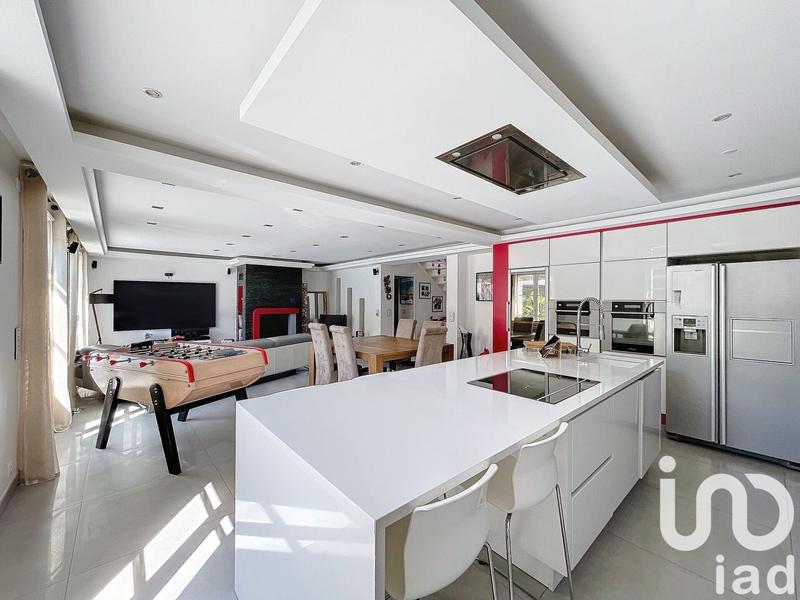 Maison - 160 m² - 6 pièces