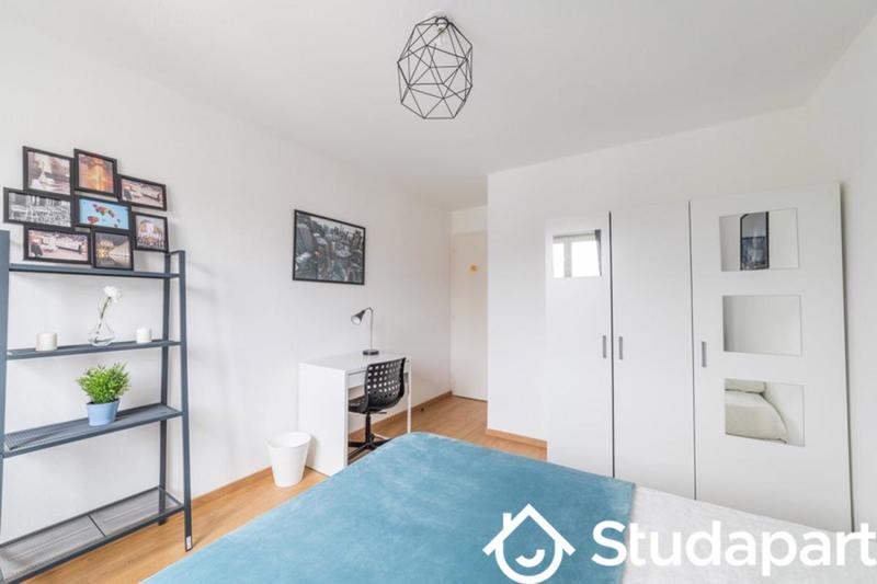 Chambre - 17 m² - 1 pièce