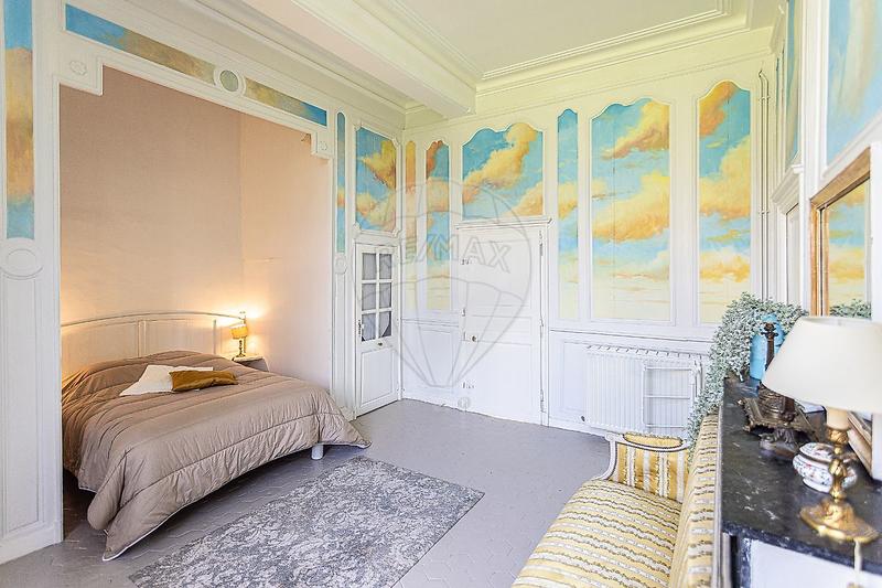 Château - 388 m² - 15 pièces