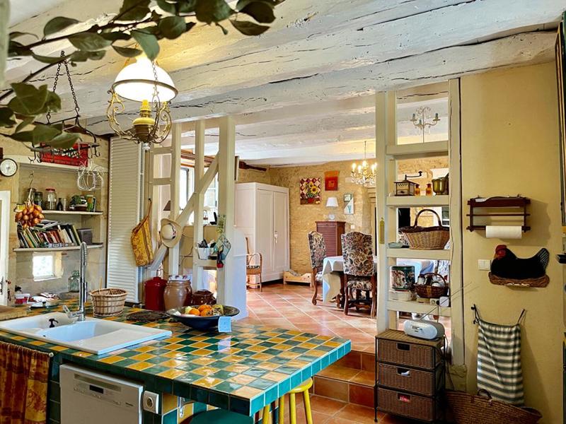 Maison - 220 m² - 6 pièces