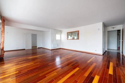 Appartement - 111 m² - 5 pièces