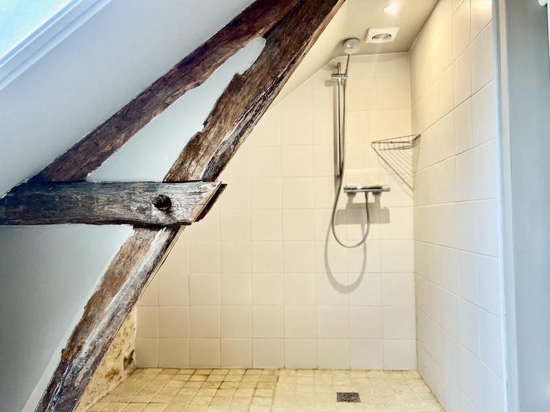 Appartement - 197 m² - 6 pièces