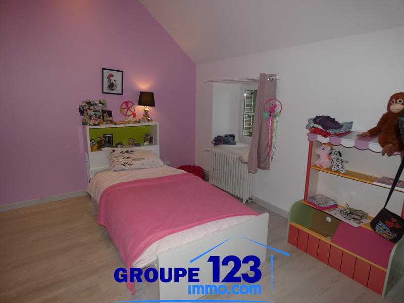 Maison - 369 m² - 9 pièces