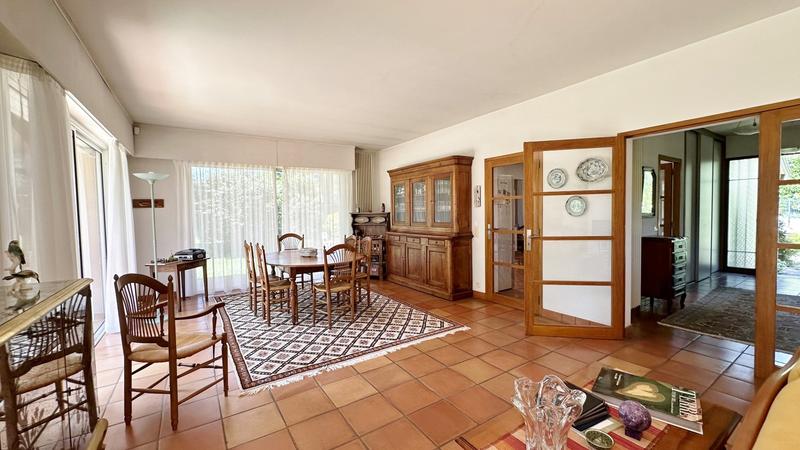 Maison d'architecte - 212 m² - 8 pièces