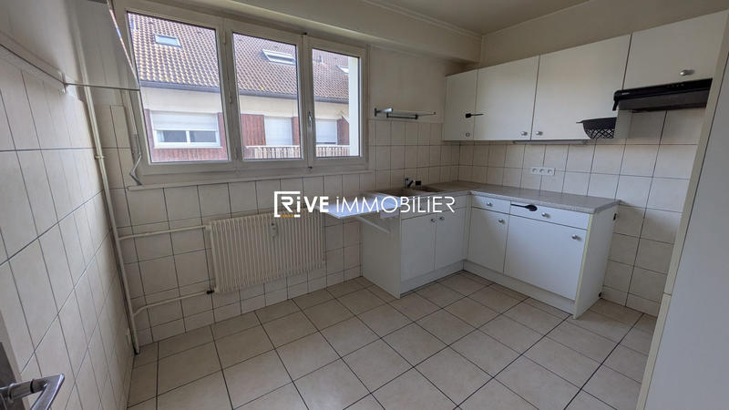 Appartement - 80 m² - 4 pièces