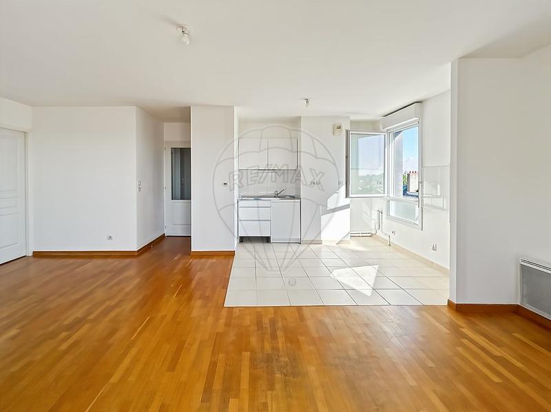 Appartement - 80 m² - 4 pièces