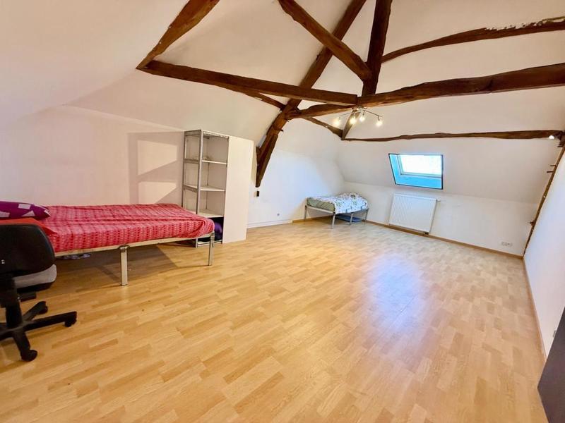 Maison - 183 m² - 5 pièces