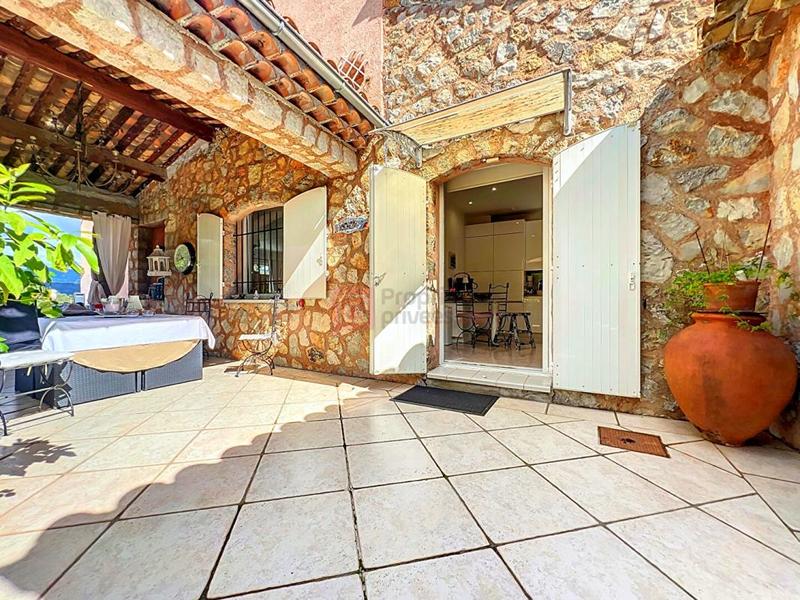 Villa - 184 m² - 5 pièces
