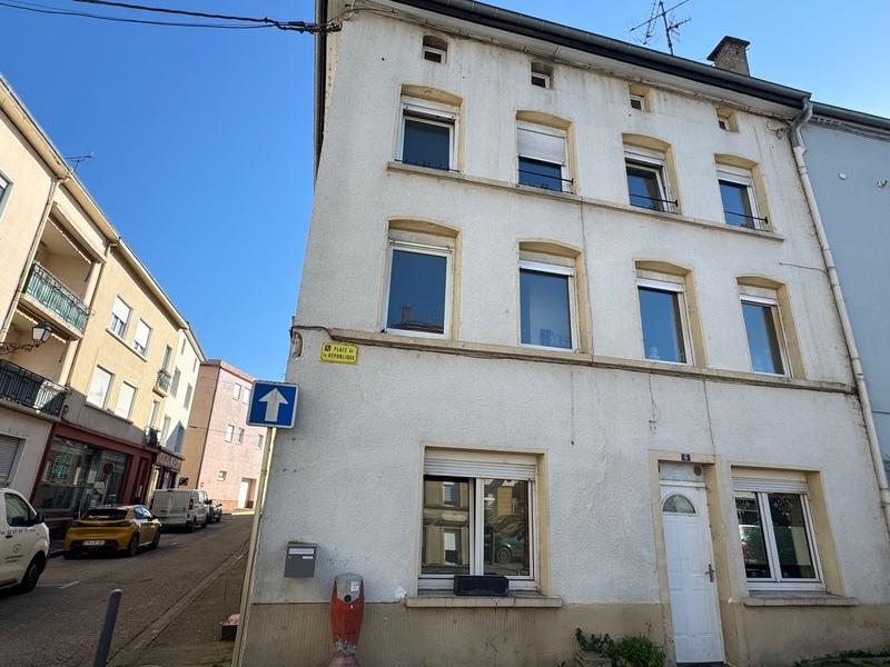 Immeuble - 127 m² - 7 pièces