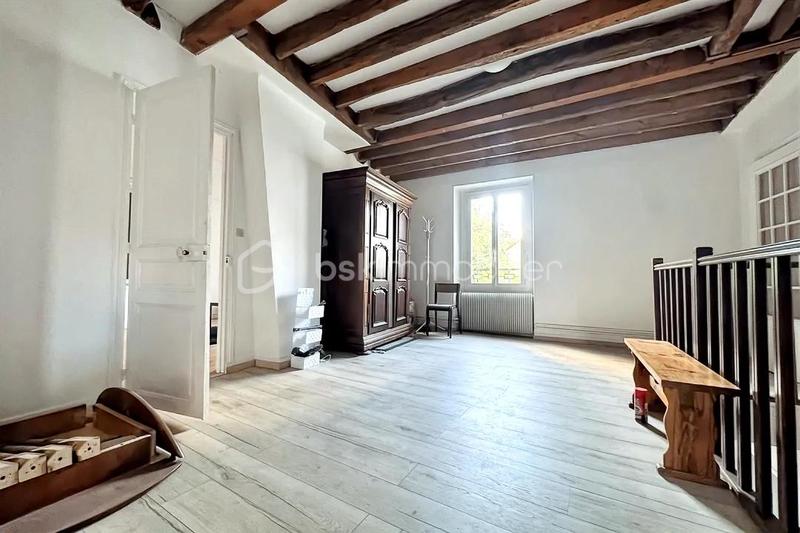 Maison - 260 m² - 9 pièces