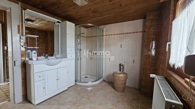 Maison - 93 m² - 5 pièces