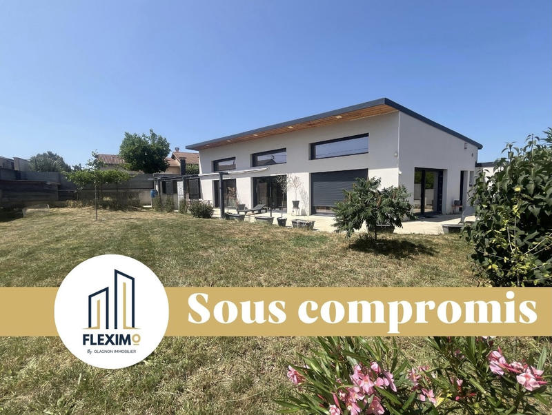 Maison - 179 m² - 6 pièces