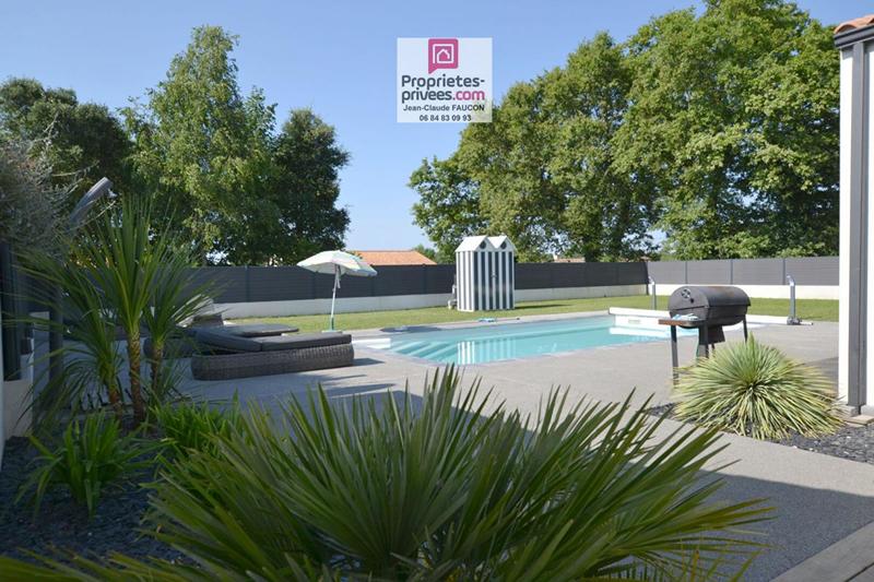 Maison - 180 m² - 7 pièces