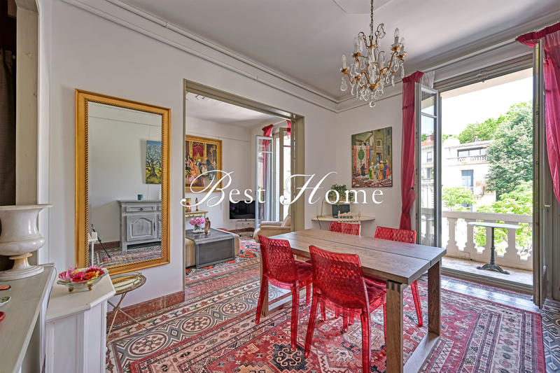 Appartement - 100 m² - 4 pièces