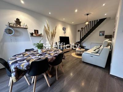 Maison - 112 m² - 4 pièces