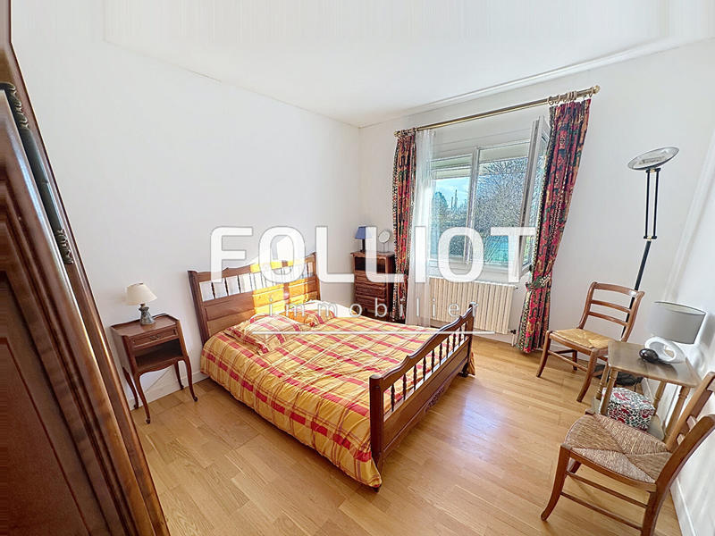 Maison - 159 m² - 7 pièces