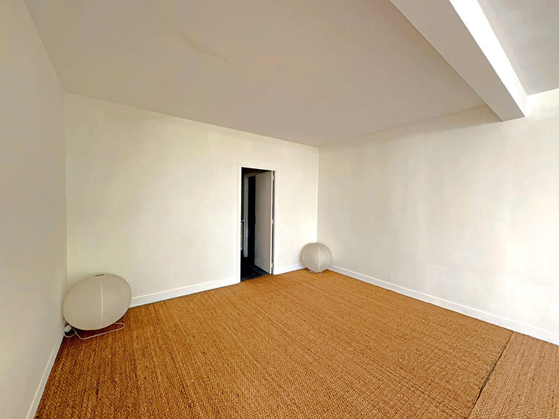 Appartement - 85 m² - 3 pièces