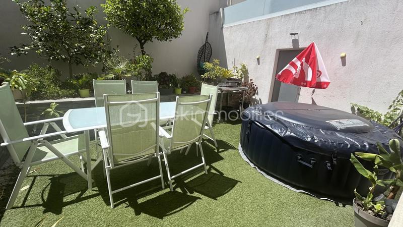 Maison de ville - 82 m² - 3 pièces