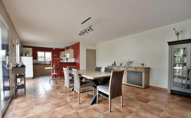 Maison - 144 m² - 6 pièces