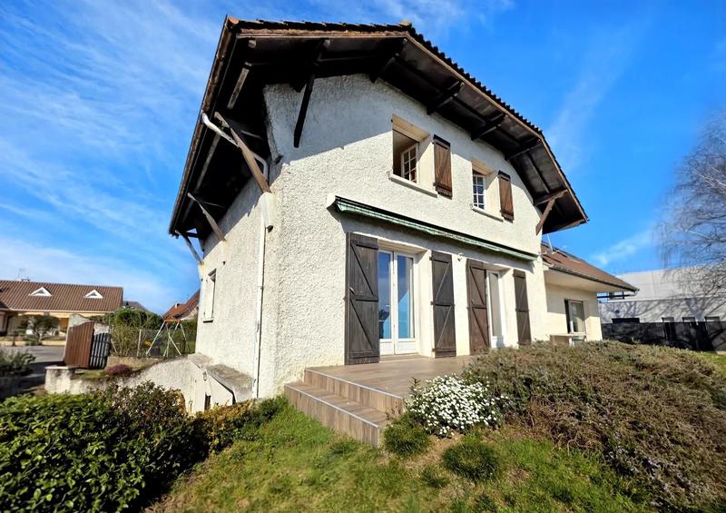 Maison - 163 m² - 6 pièces