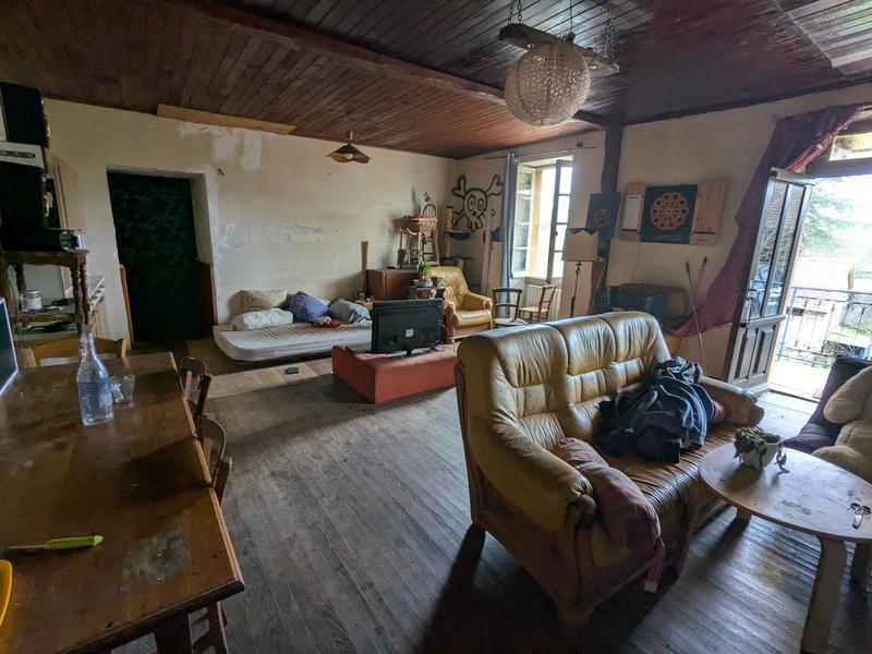 Maison - 140 m² - 4 pièces