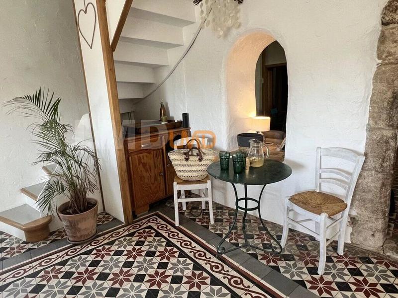 Maison de village - 180 m² - 9 pièces