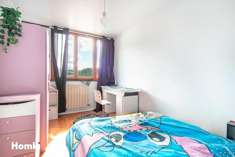 Appartement - 82 m² - 4 pièces