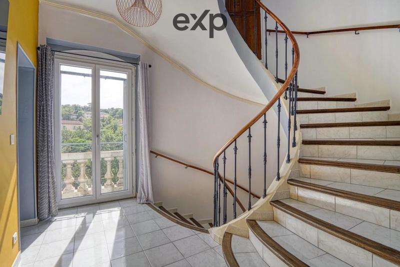 Hôtel particulier - 400 m² - 15 pièces