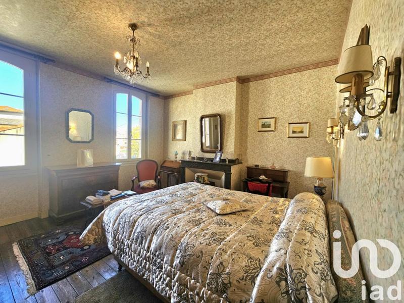 Maison de ville - 188 m² - 9 pièces