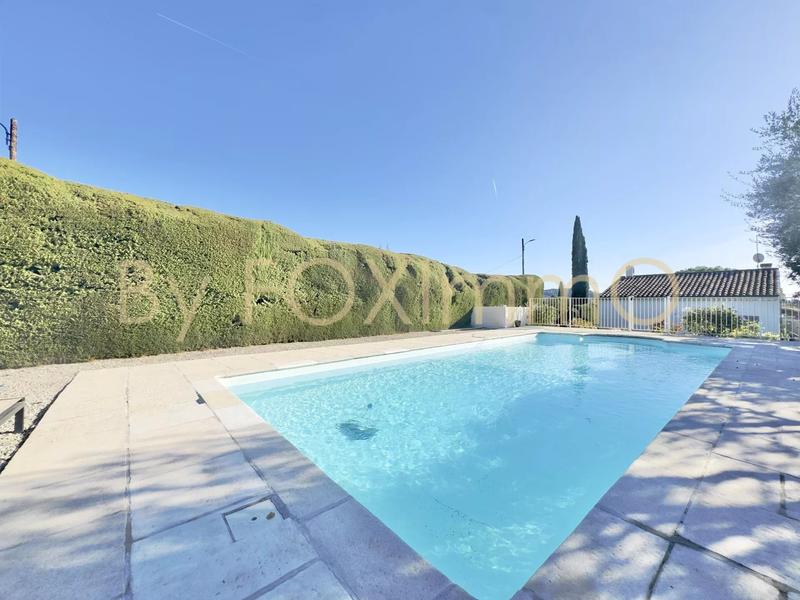 Maison - 135 m² - 7 pièces