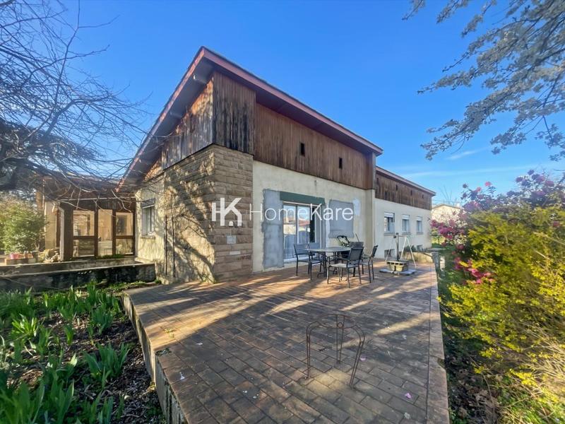 Maison - 190 m² - 5 pièces