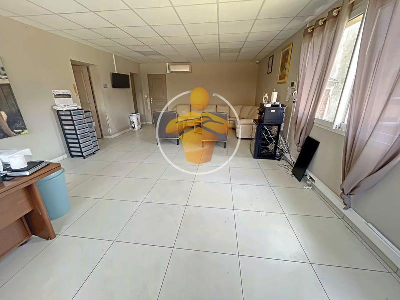 Immeuble - 395 m² - 6 pièces