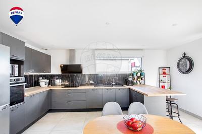 Maison - 97 m² - 1 pièce