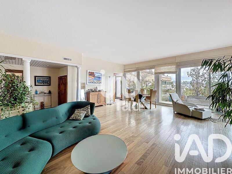 Appartement - 112 m² - 3 pièces