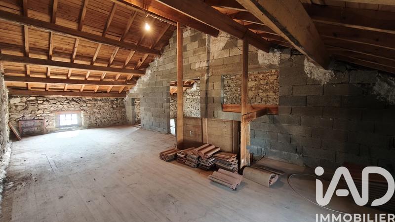 Maison - 93 m² - 4 pièces