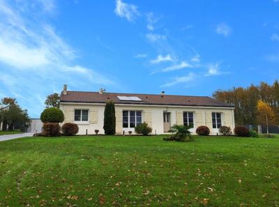 Maison - 151 m² - 5 pièces