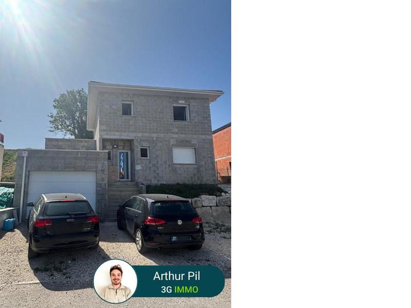 Maison - 121 m² - 5 pièces