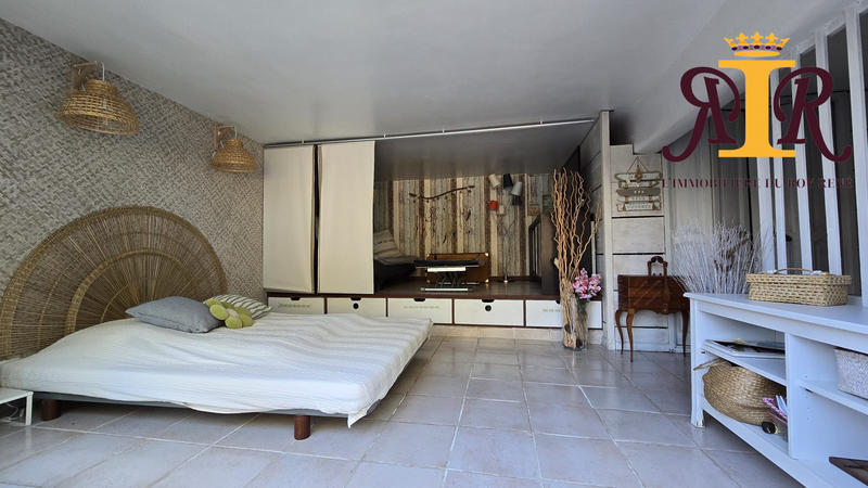 Maison traditionnelle - 140 m² - 6 pièces