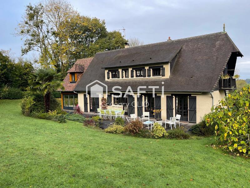 Maison - 212 m² - 7 pièces