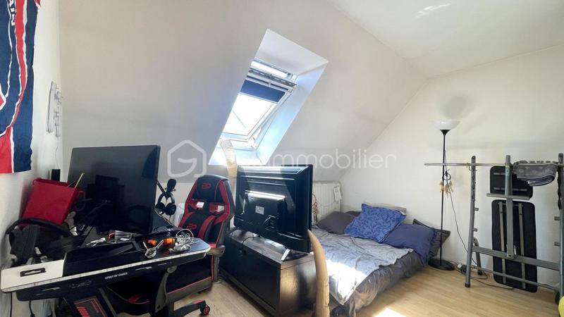 Maison - 92 m² - 4 pièces