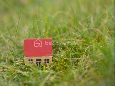 Terrain constructible - 568 m²