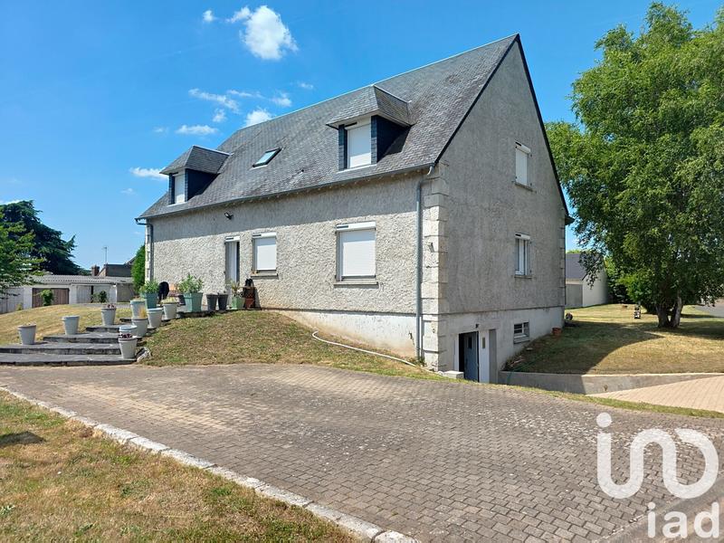 Maison - 200 m² - 8 pièces