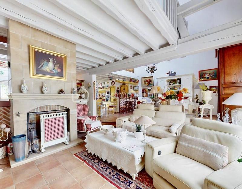 Maison d'architecte - 231 m² - 7 pièces