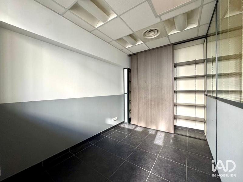 Bureau - 274 m²